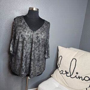 City chic black and silver cold shoulder top size 20W